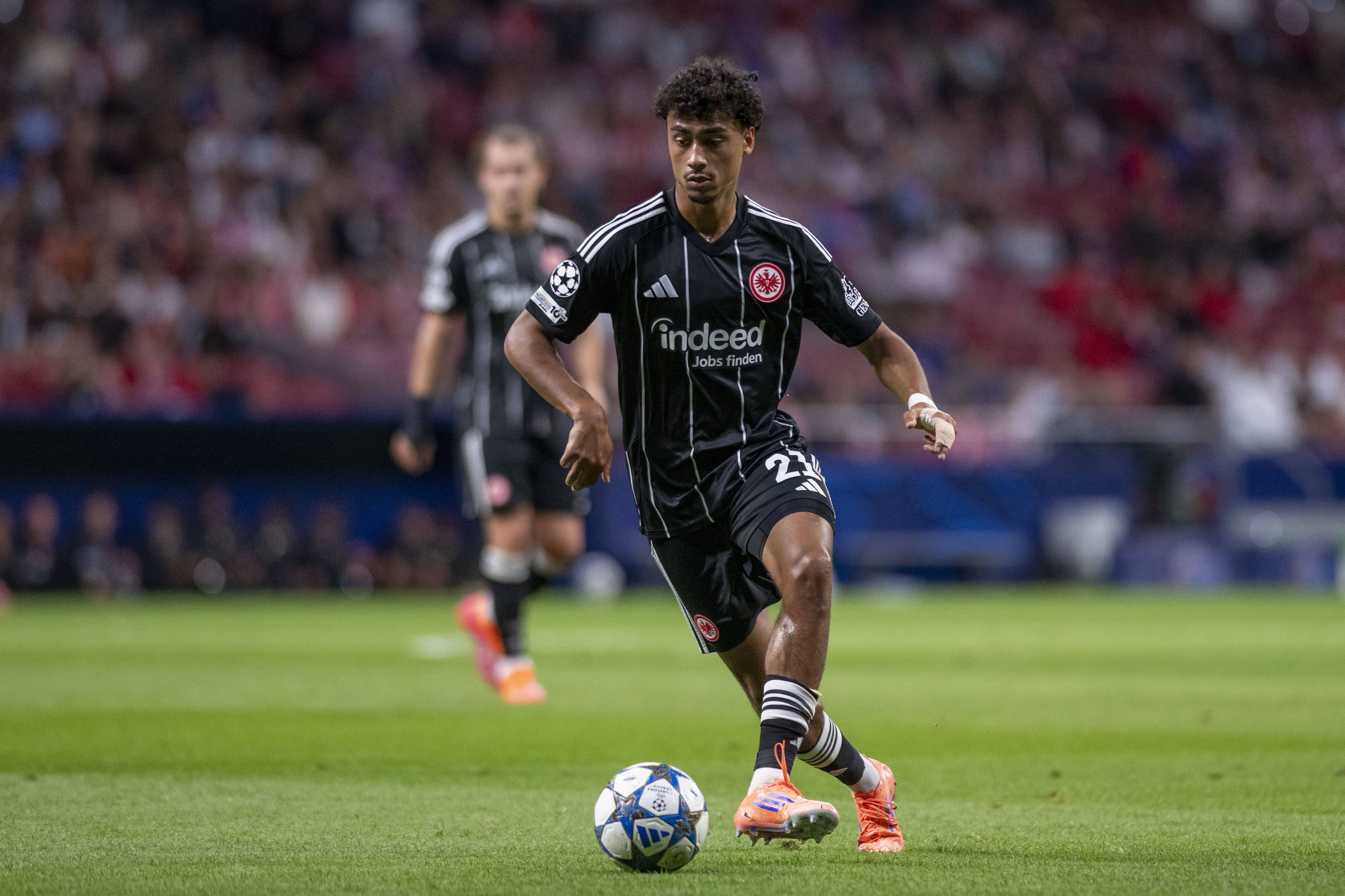 开云体育下载-德天空：利物浦考察法兰克福后卫布朗，对方要价至少6000万欧